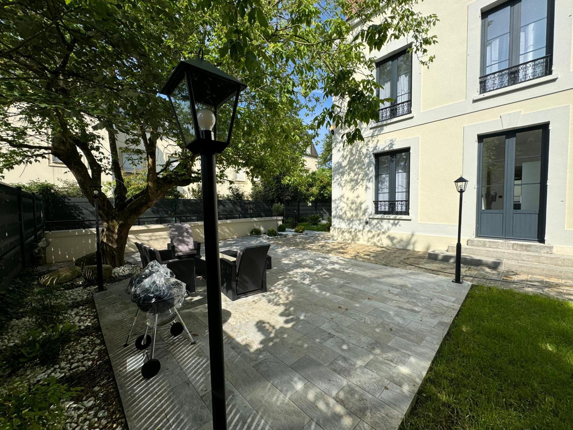 L'Etoile De Seine 77 Appartement 5 Dammarie-les-Lys Exterior photo